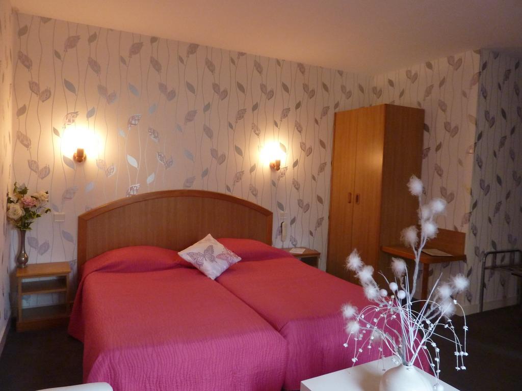 Hôtel A La Renommée Saint-Père Habitación foto